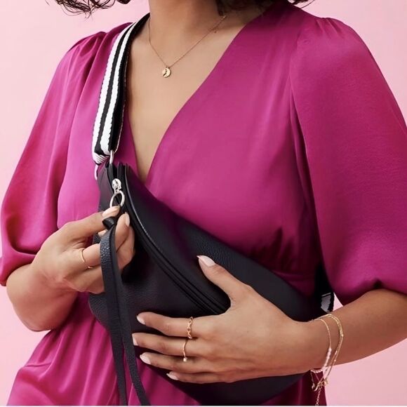 ULTA Beauty Black Crossbody Bag NWT - Picture 1 of 7